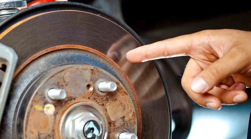 Bao lâu thì nên láng đĩa phanh xe ô tô?