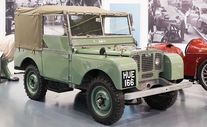 Chiếc xe ô tô Land Rover đầu tiên
